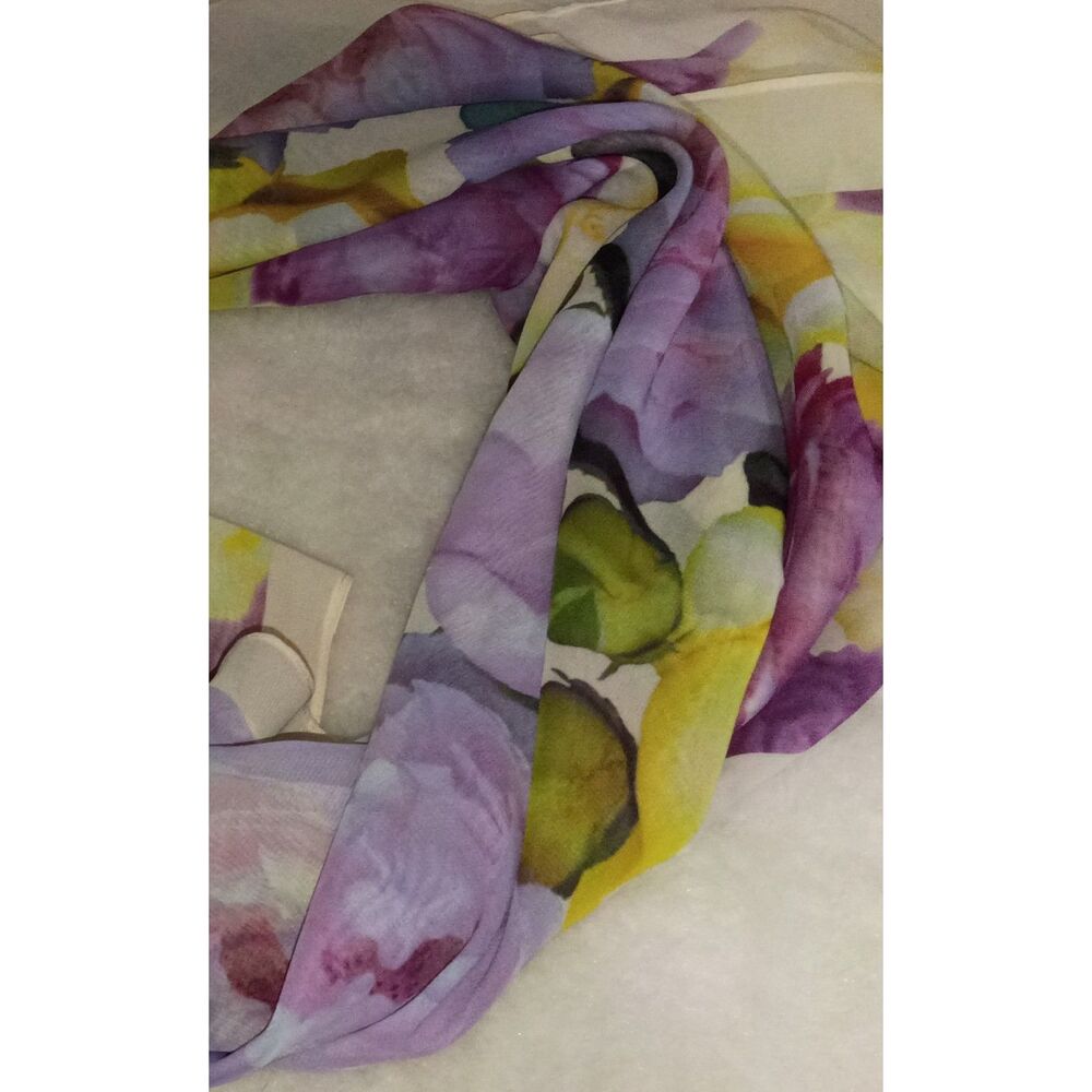 Joan River vintage floral scarf - Picture 5 of 5